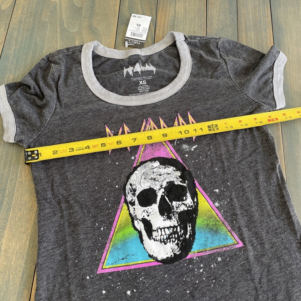 Def Leppard NWT Womens XS Gray Ringer Band Tee Graphic T-Shirt (M5) - Picture 5 of 8